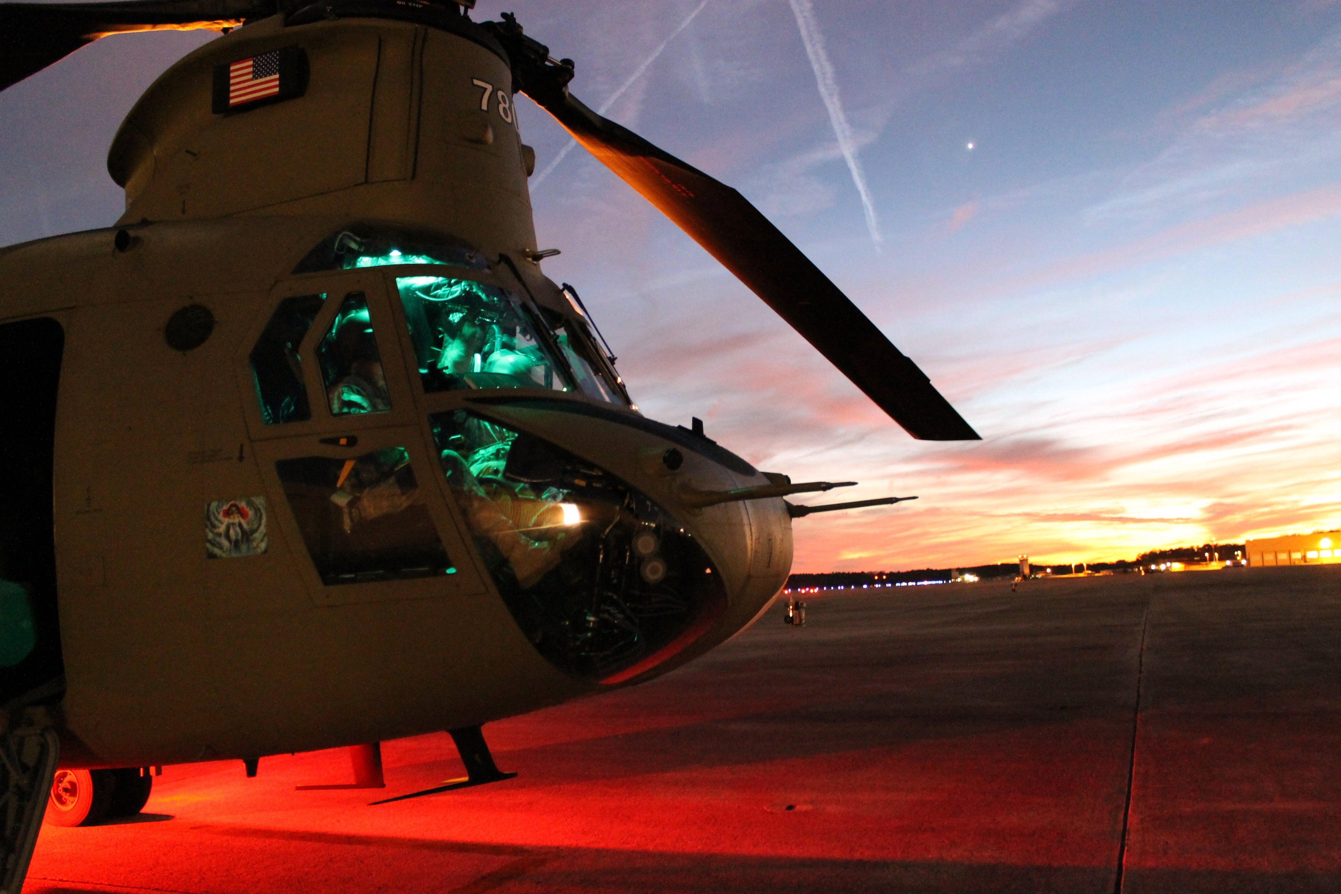 CH-47F sunset PM Cargo | INNOVATION BY ECS